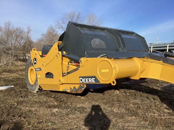 2022 John Deere 2412DE Equipment Image0