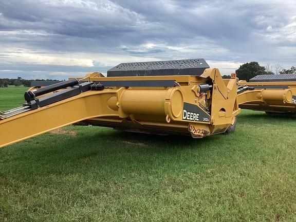 Image of John Deere 2412DE equipment image 2