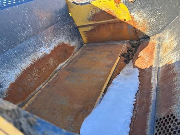 Image of John Deere 2412DE equipment image 1