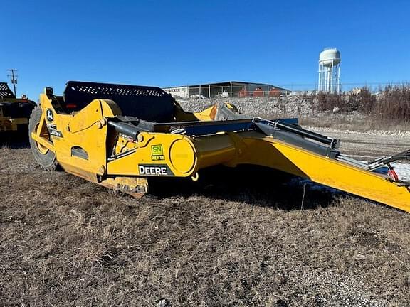 Image of John Deere 2412DE Primary image