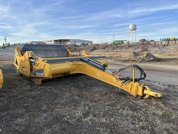 Image of John Deere 2412DE Primary image