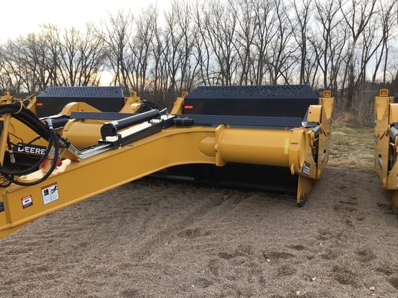 Main image John Deere 2412DE