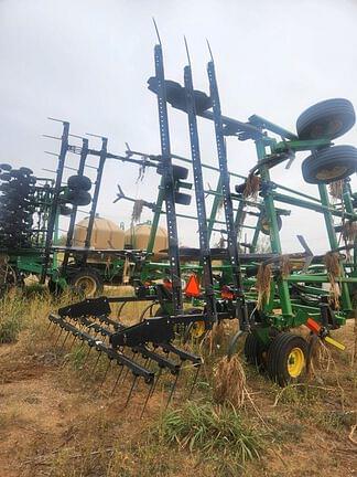 Image of John Deere 2430 equipment image 3