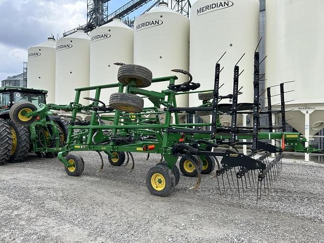 Image of John Deere 2430 equipment image 4