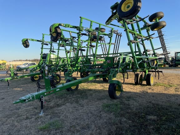 2022 John Deere 2430 Equipment Image0