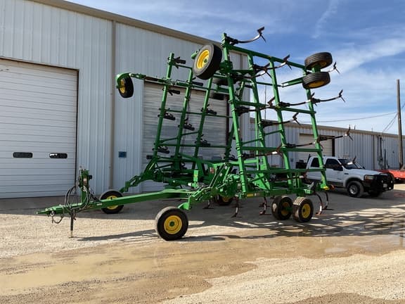 Image of John Deere 2430 equipment image 1