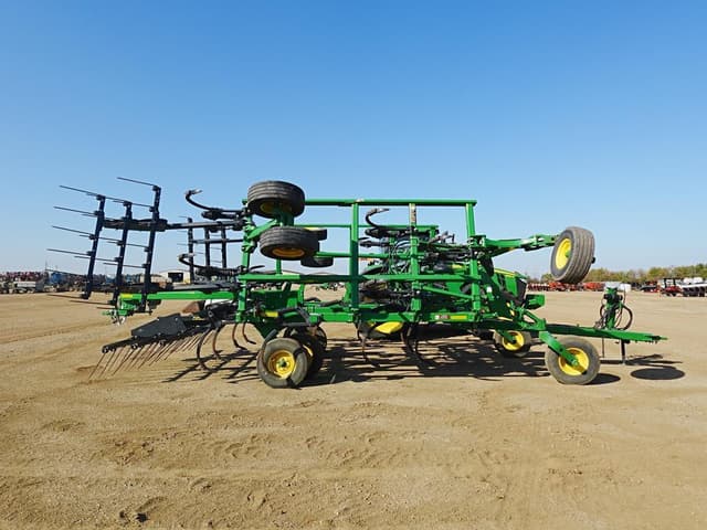 Image of John Deere 2430 equipment image 1