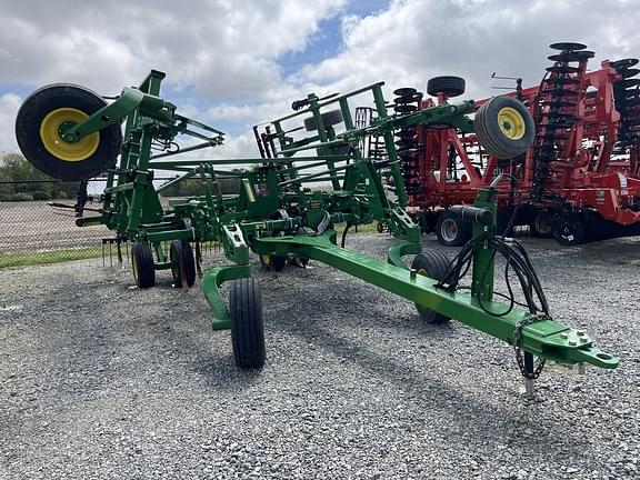 Image of John Deere 2430 equipment image 4