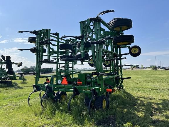 Image of John Deere 2430 equipment image 4