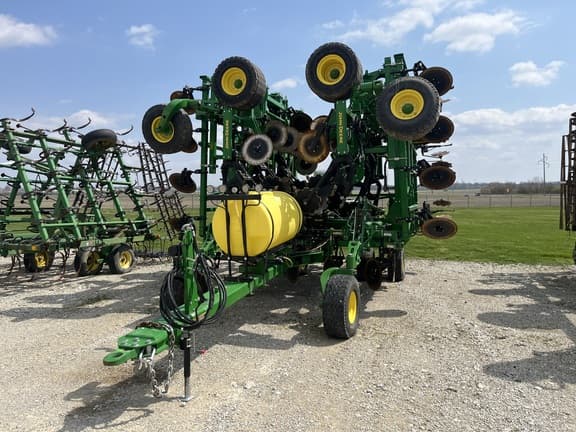 Image of John Deere 2430C equipment image 2