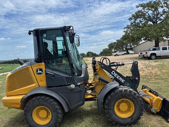 Image of John Deere 244L equipment image 3