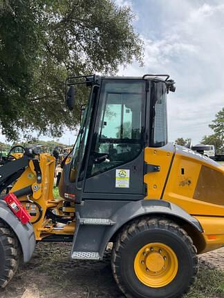 Image of John Deere 244L equipment image 4