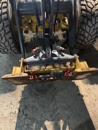 Image of John Deere 244L equipment image 3