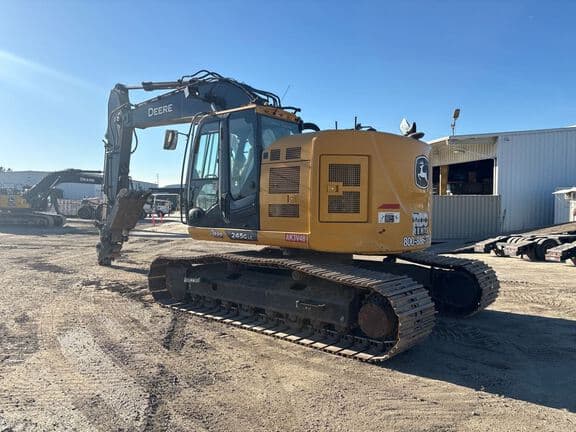 Image of John Deere 245G equipment image 2