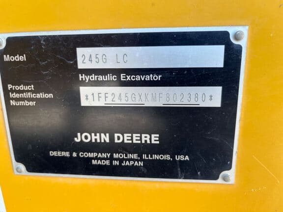 Image of John Deere 245G LC equipment image 4