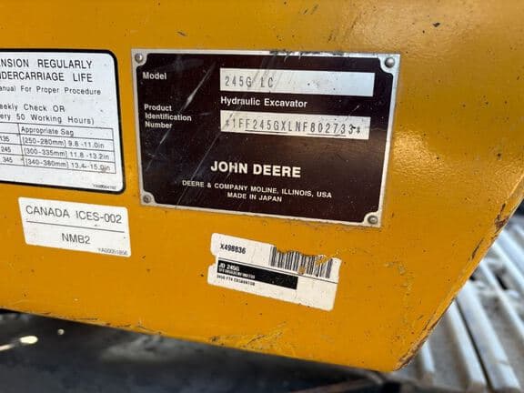 Image of John Deere 245G equipment image 4