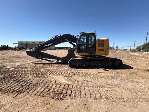 Image of John Deere 245G equipment image 1
