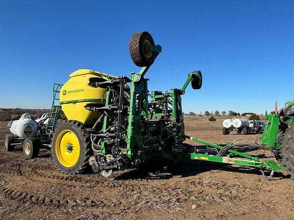 Image of John Deere 2510H Primary image