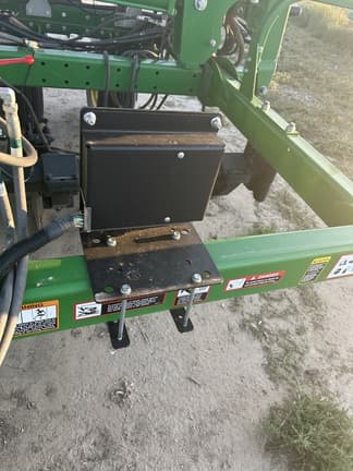 Image of John Deere 2510H equipment image 4