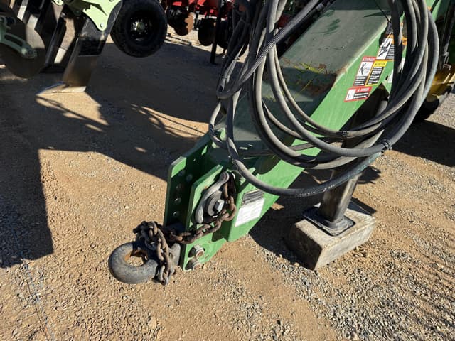 Image of John Deere 2510L equipment image 2