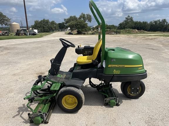 Image of John Deere 2550 Primary image