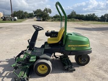 Main image John Deere 2550