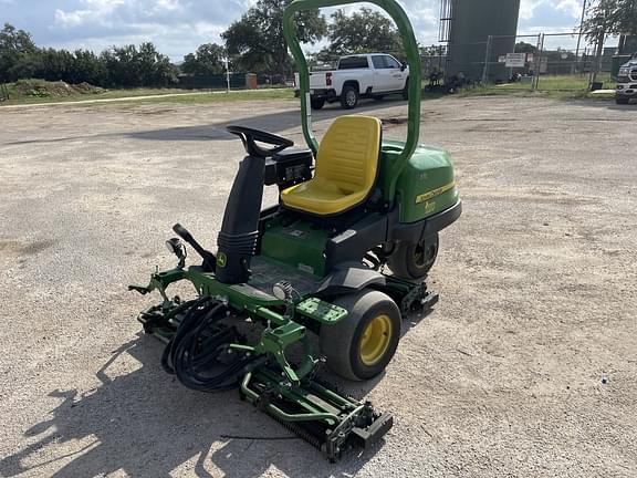 Image of John Deere 2550 equipment image 2