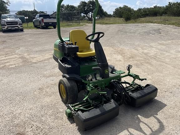 Image of John Deere 2550 equipment image 4