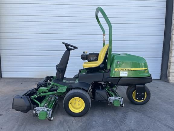 Image of John Deere 2550 Primary image