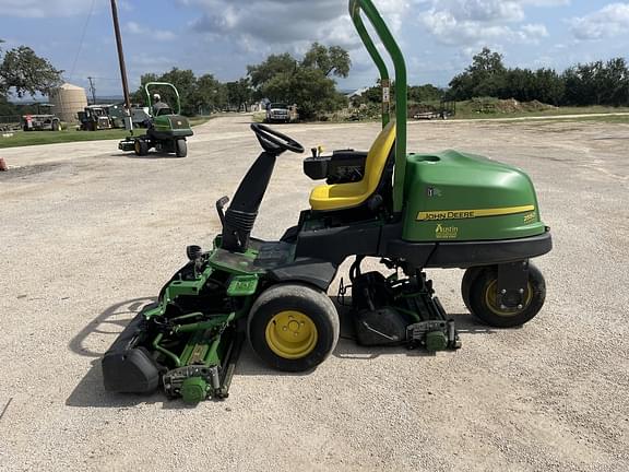 Image of John Deere 2550 Primary image