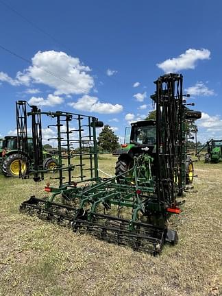 Image of John Deere 26 equipment image 4