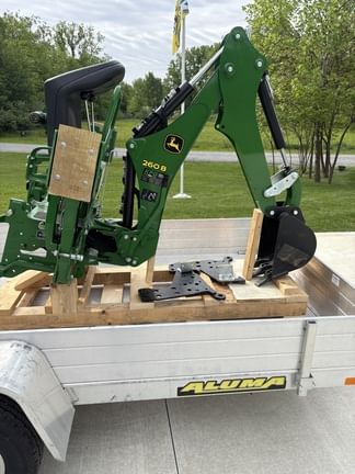 2022 John Deere 260B Equipment Image0