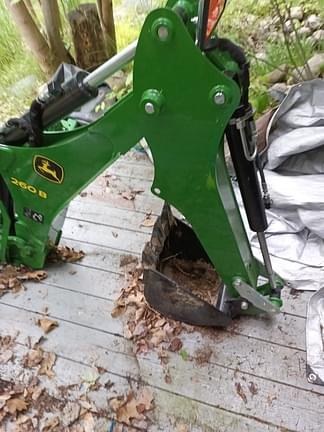 Image of John Deere 260B Primary image