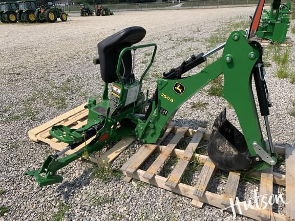 Image of John Deere 260B equipment image 1