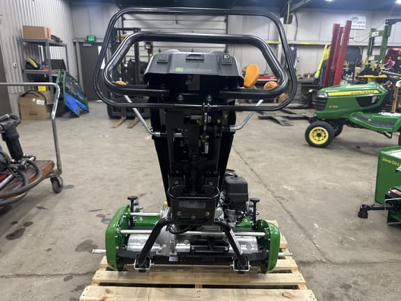 Image of John Deere 260SL equipment image 2