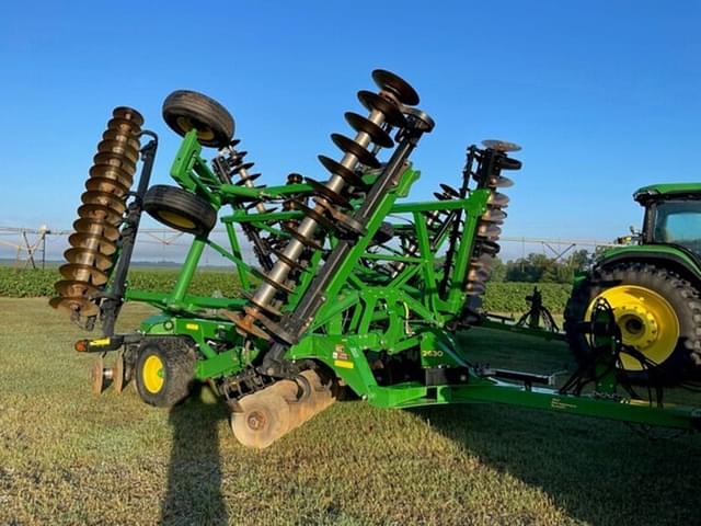 Image of John Deere 2630 equipment image 1