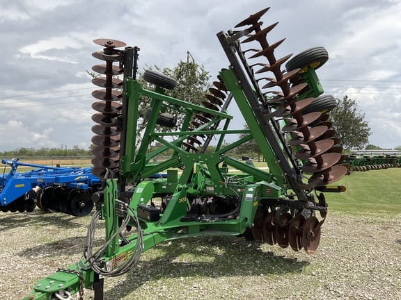 2022 John Deere 2633 Equipment Image0