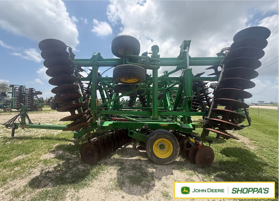 2022 John Deere 2633 Equipment Image0
