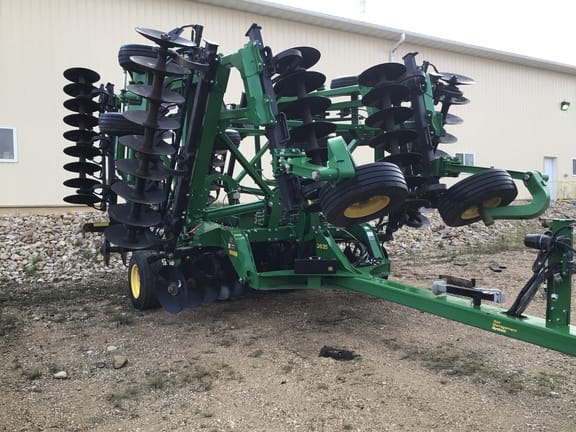 Main image John Deere 2635