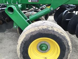 Main image John Deere 2635 15