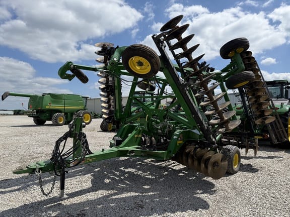 2022 John Deere 2635 Equipment Image0