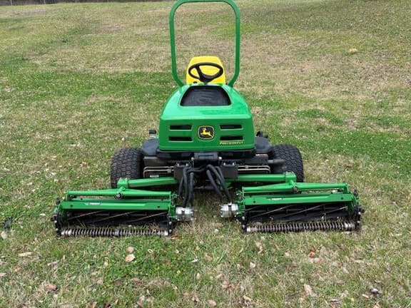 Image of John Deere 2653B equipment image 3
