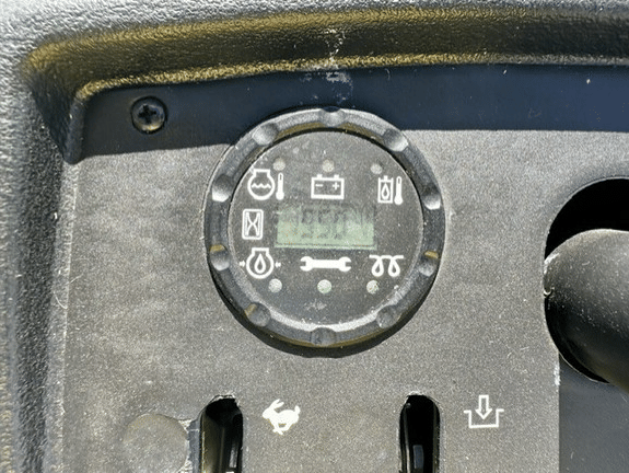 Image of John Deere 2653B equipment image 3
