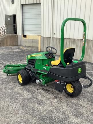 Image of John Deere 2653B equipment image 2