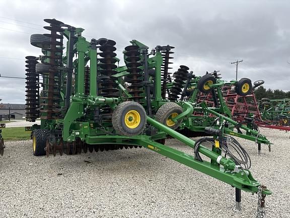 Image of John Deere 2660VT Primary image