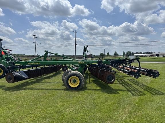 Image of John Deere 2660VT equipment image 1