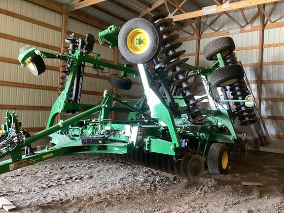 2022 John Deere 2660VT Equipment Image0