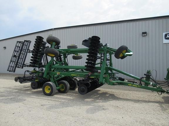 Image of John Deere 2660VT Primary image