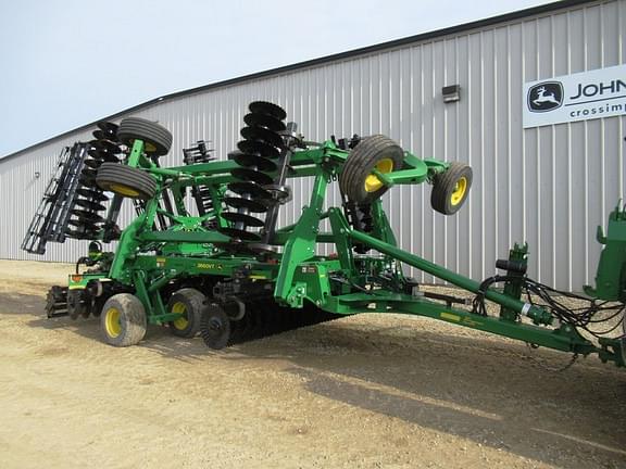 Image of John Deere 2660VT equipment image 1