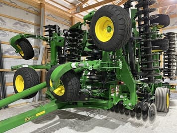 Main image John Deere 2660VT